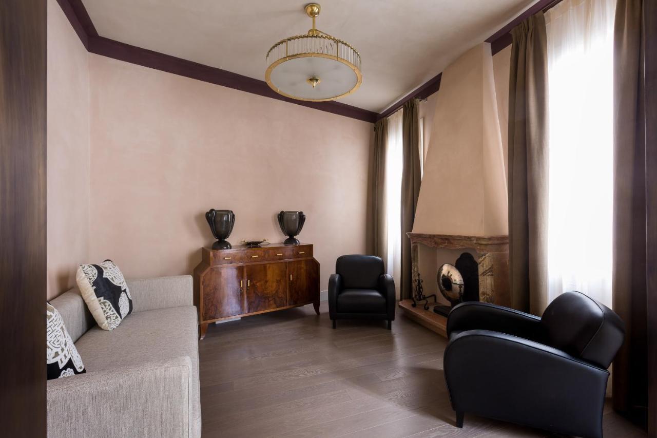 Liassidi Wellness Suites Veneza Exterior foto