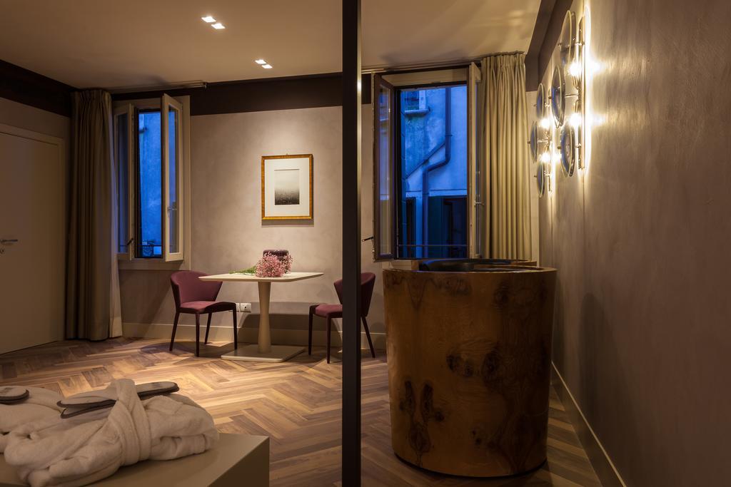 Liassidi Wellness Suites Veneza Quarto foto